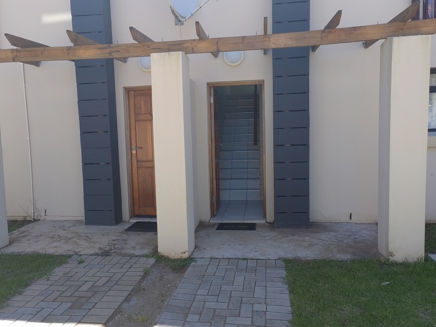 2 Bedroom Property for Sale in Kidds Beach Eastern Cape
